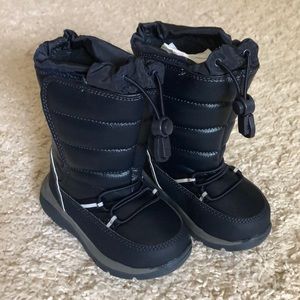 BRAND NEW Toddler Snow Boots